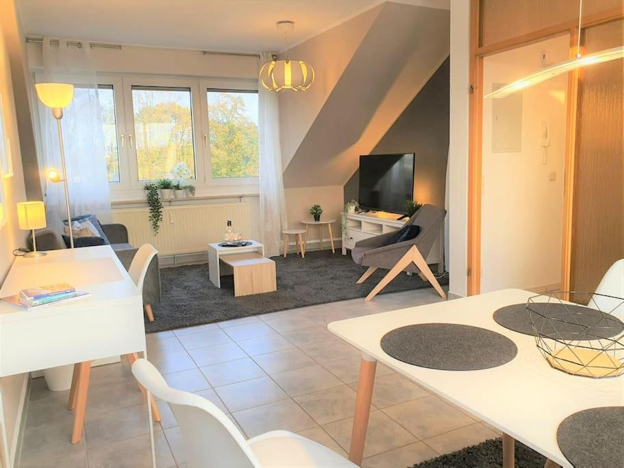 Modernes Und Ruhiges Appartement Mit Loggia Marl Eksteriør bilde