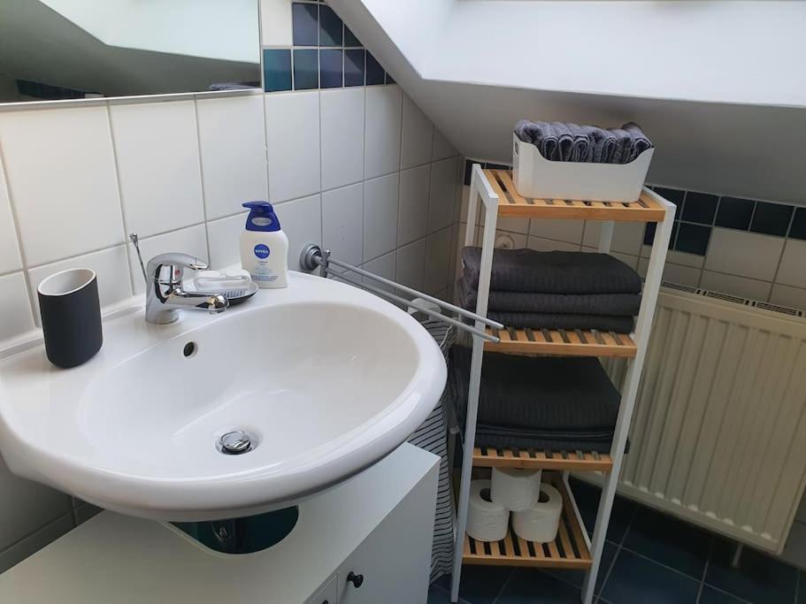 Modernes Und Ruhiges Appartement Mit Loggia Marl Eksteriør bilde